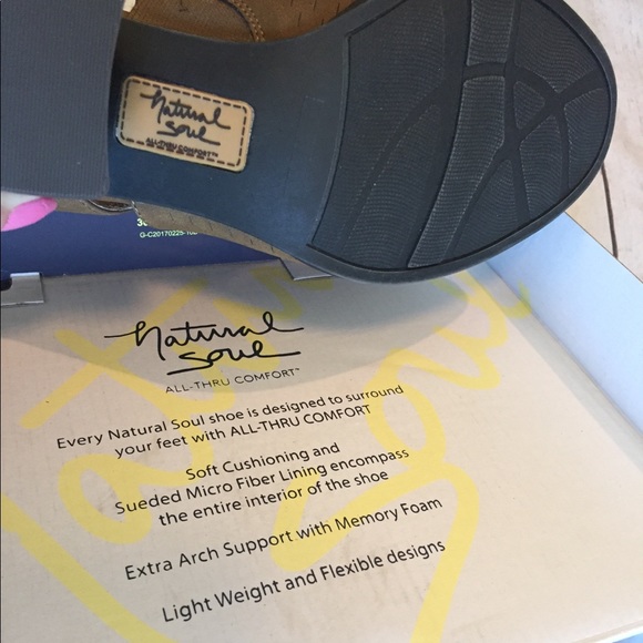 NWT Tally Naturalizer Olive Slingback Bootie SZ 10 - Picture 7 of 7